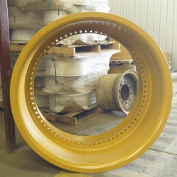 LLANTA CAMIÓN CAT 793